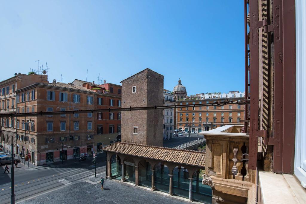 Отель Pantheon Caesar Relais Рим Экстерьер фото