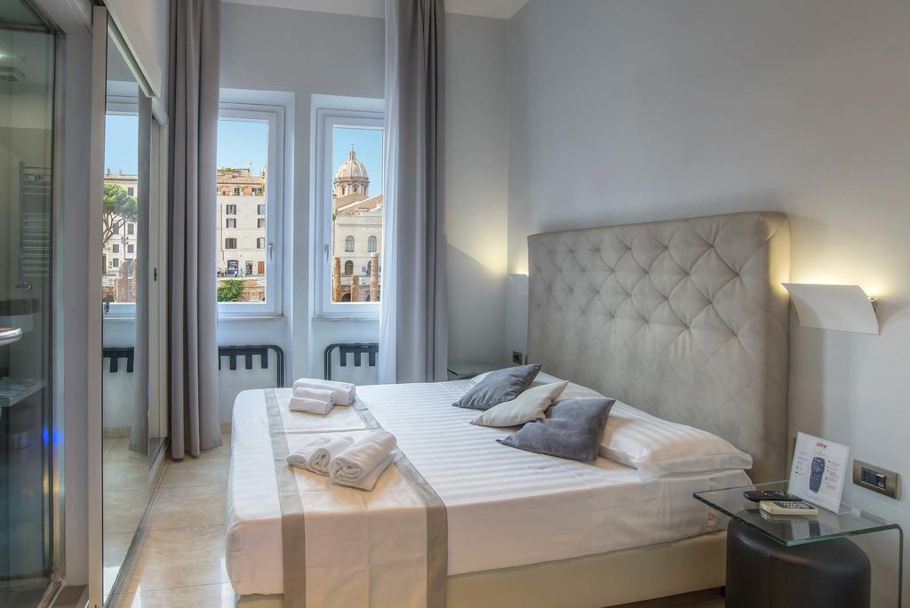 Отель Pantheon Caesar Relais Рим Экстерьер фото